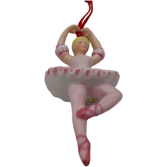 Christmas Storytelling Ornament Set - Little Girl Dreams of Becoming a Ballerina - Picture 9 of 14
